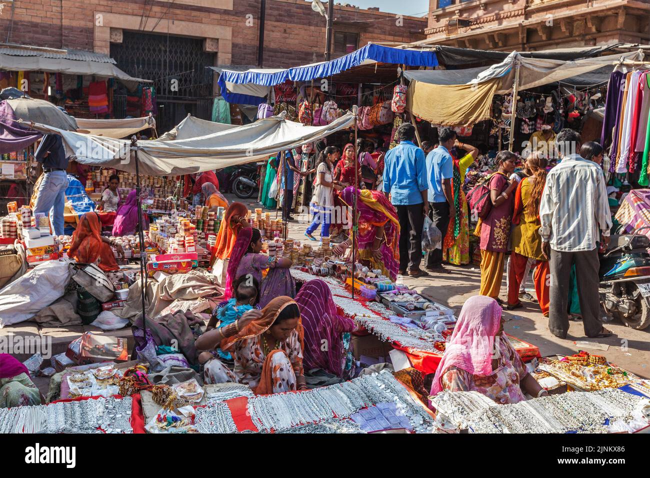 Straßenszene, jodhpur, Street Sales, Basar, Street scenes, Jodhpur, Verkauf, asiatischer Markt, Basare Stockfoto