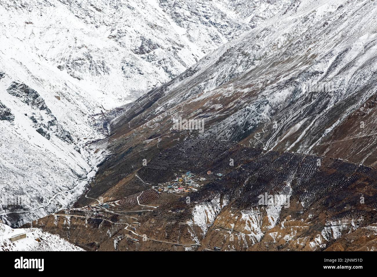 Das Bild der Landschaft des Spiti-Tals wurde im Himalaya, Himachal pradesh, Indien, aufgenommen Stockfoto