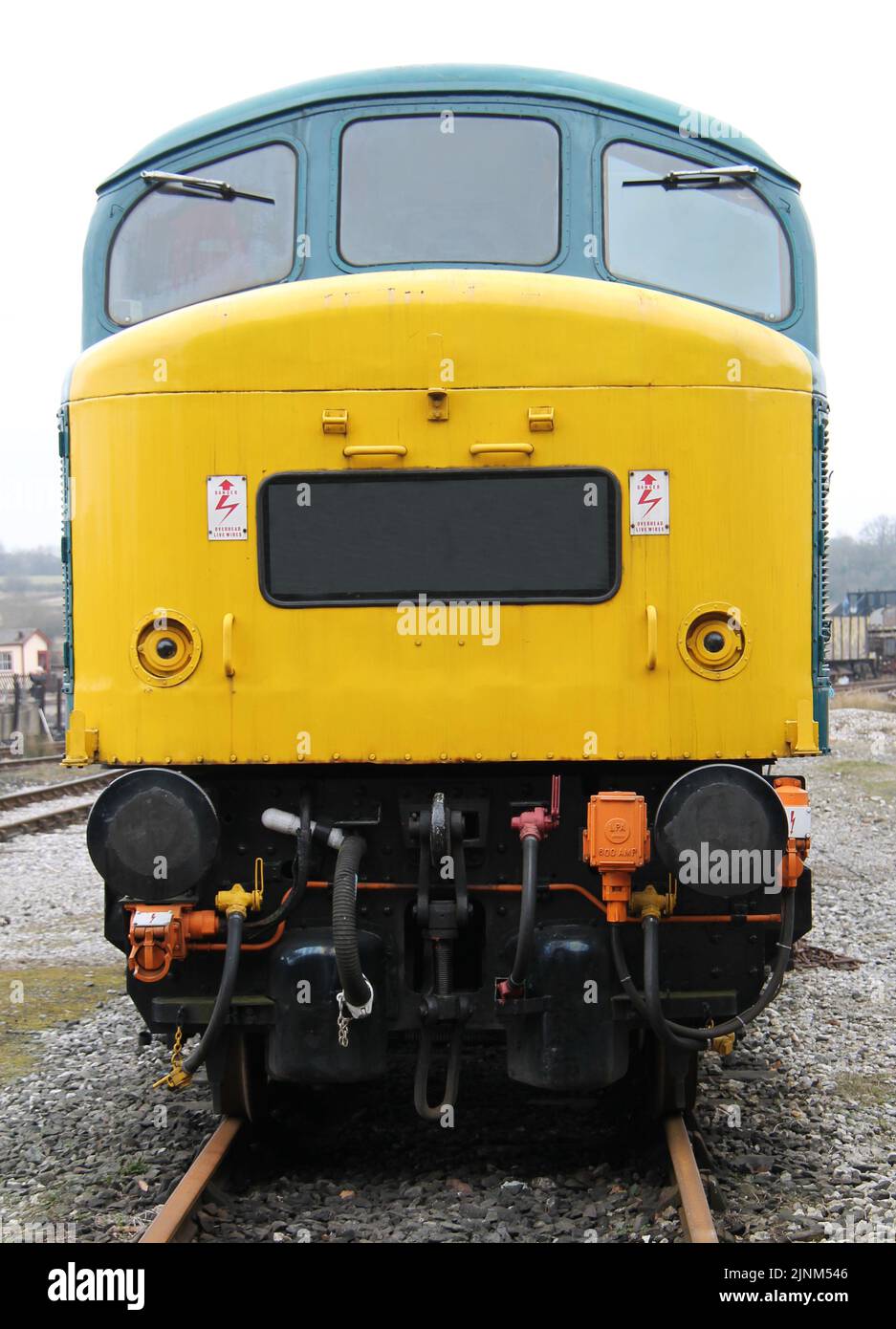 Die Front einer leistungsstarken Loco mit Dieselmotor. Stockfoto