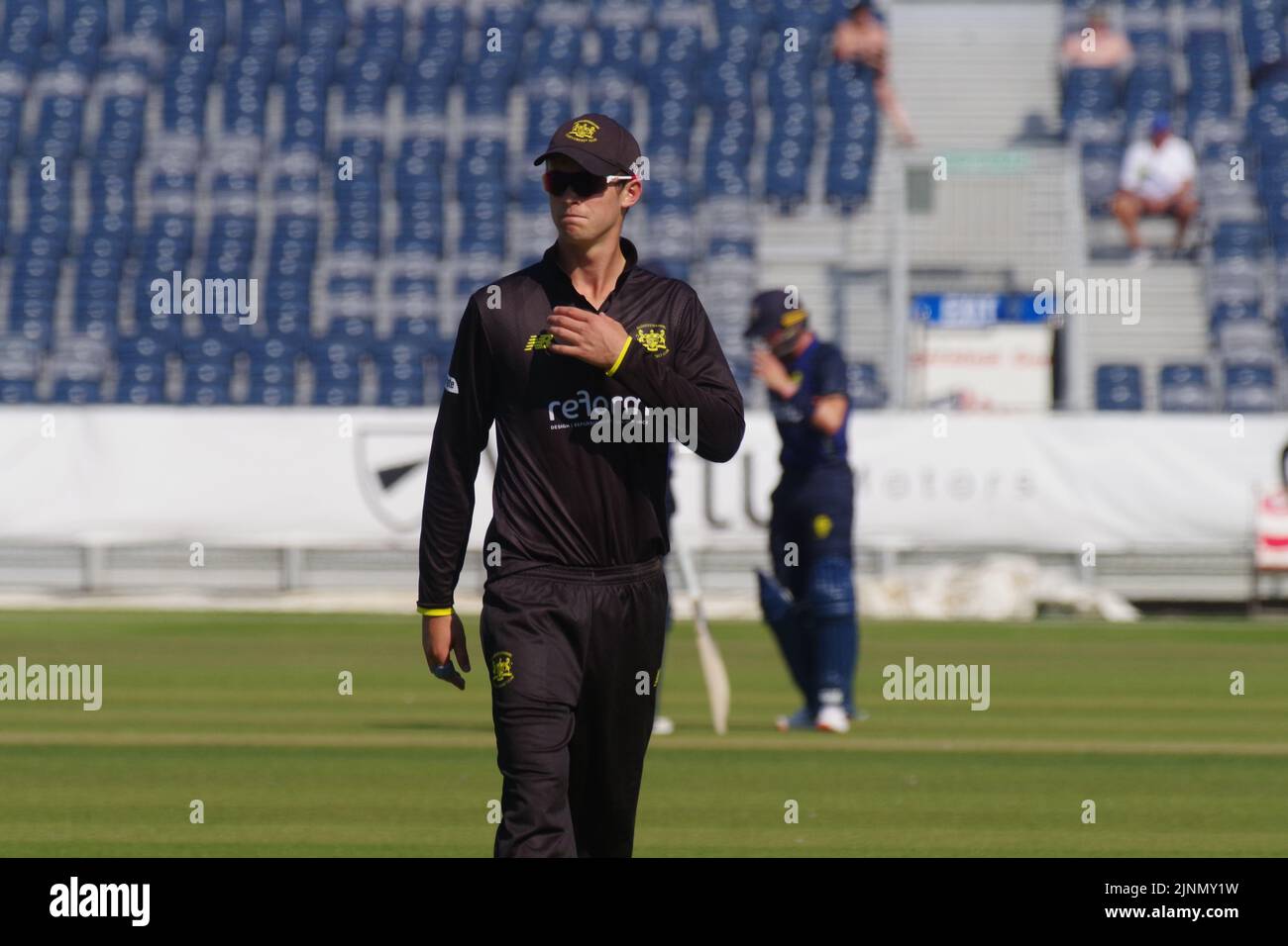 Chester le Street, England, 12. August 2022. Oliver Price spielt für Gloucestershire CCC gegen Durham Cricket im Royal London One Day Cup im Seat Unique Riverside. Quelle: Colin Edwards Stockfoto