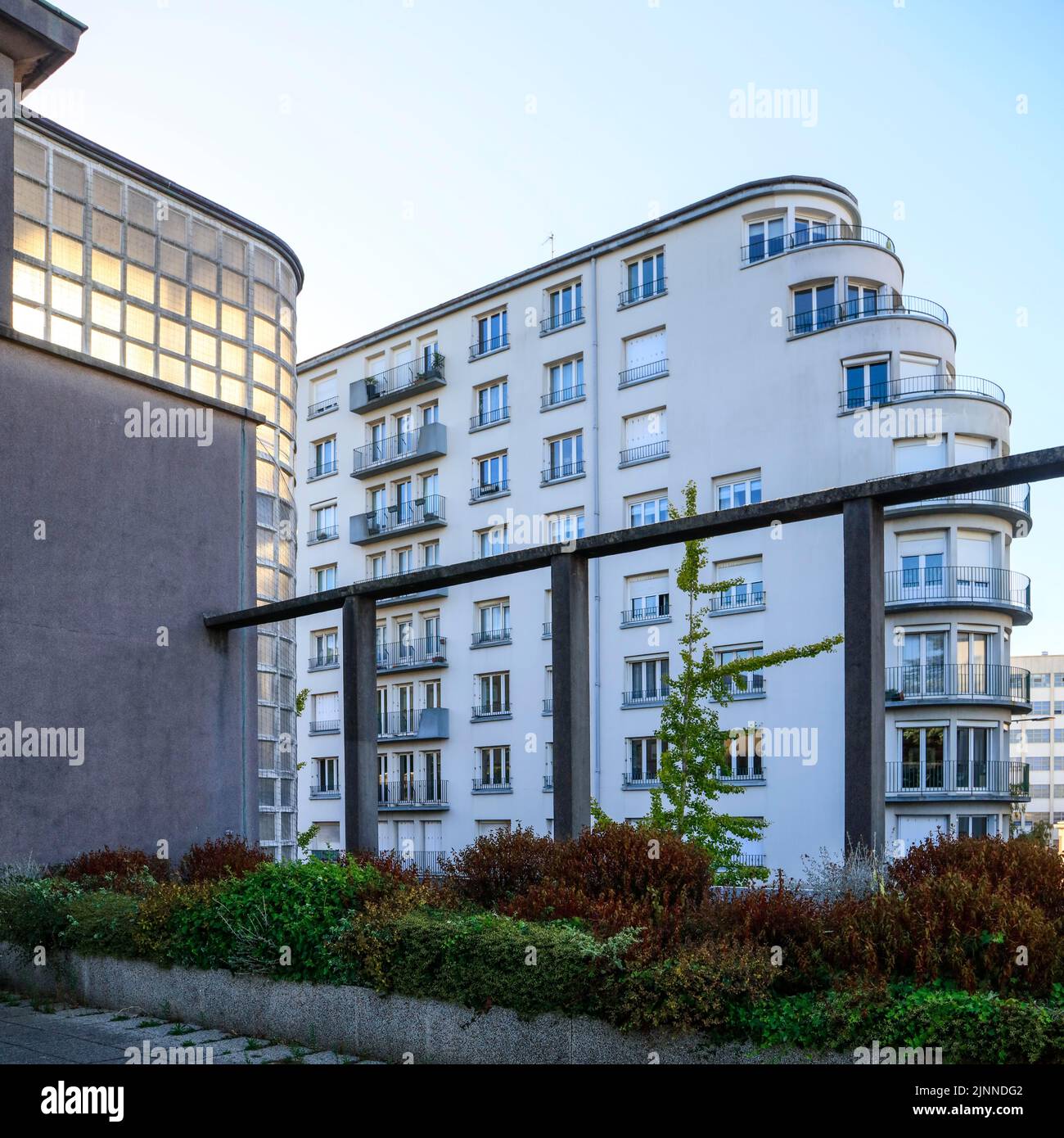 Hopital Augustin Morvan University Hospital, Architekten Raymond Lopez und Raymond Gravereaux, erbaut 1932-1939 im Art Deco-Stil, Brest, Abteilung von Stockfoto
