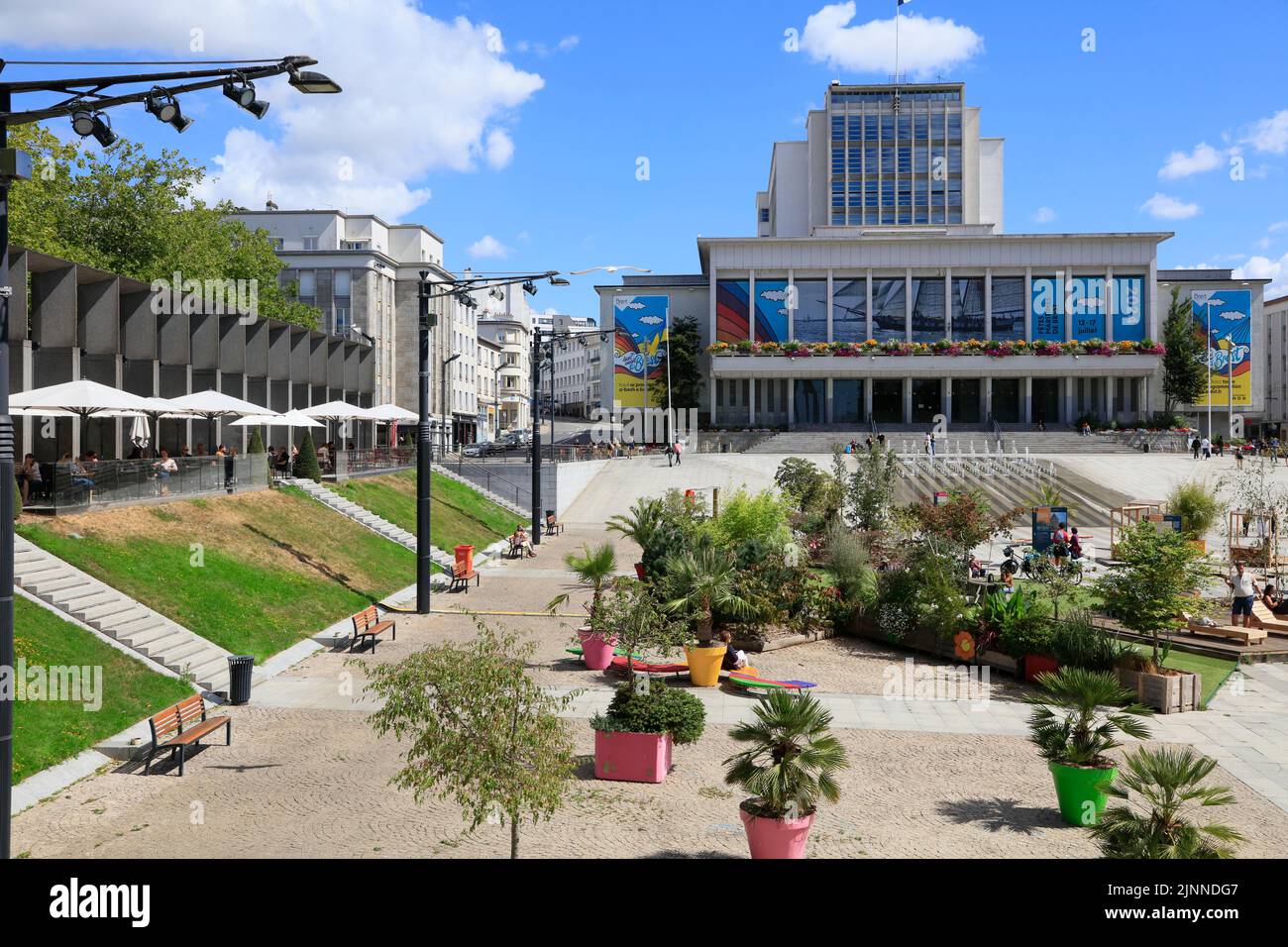 Place de la Liberte mit Rathaus Mairie, Brest, Departement Finistere Penn-ar-Bed, Region Bretagne Breizh, Frankreich Stockfoto