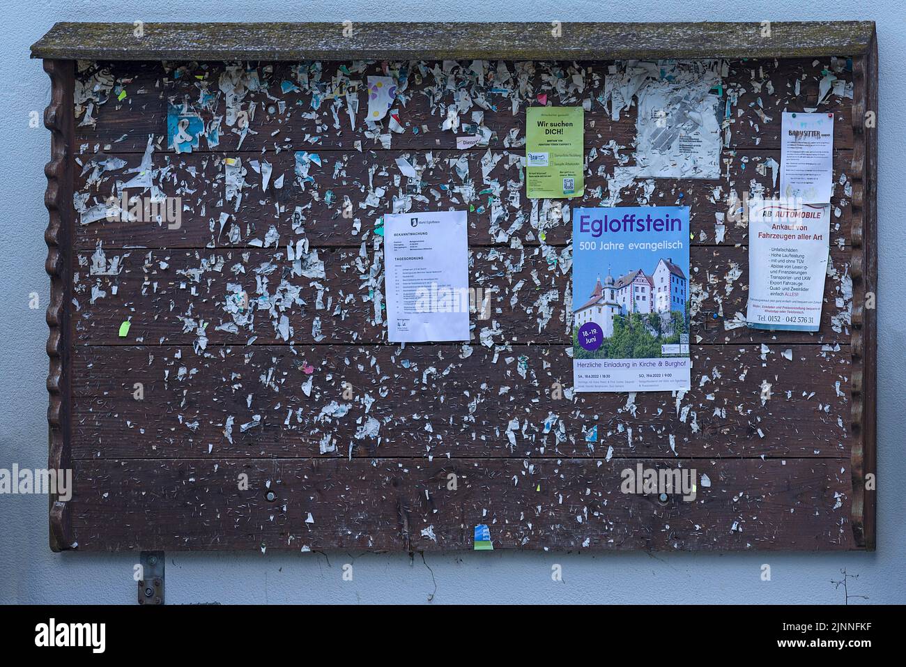 Holzbrett für Ortsansagen, Bayern, Deutschland Stockfoto