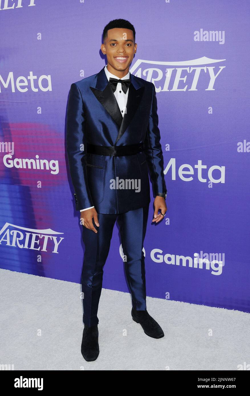 HOLLYWOOD, CA - 11. AUGUST: Jabari Banks nimmt an der Power of Young Hollywood-2022-Vorstellung von Facebook Gaming im NeueHouse Hollywoo Teil Stockfoto