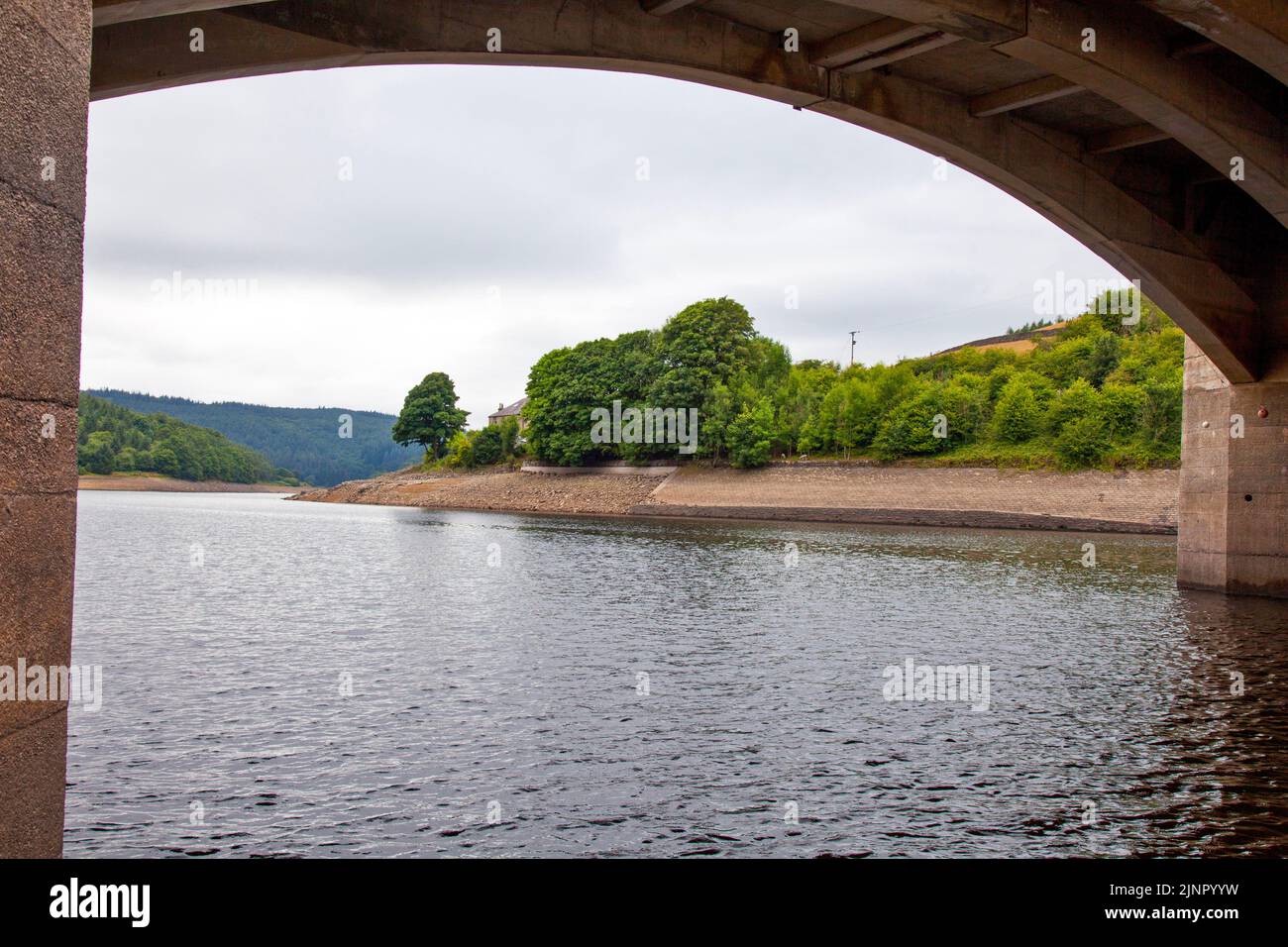 Ladybower Reservoir im Peak District National Park, Derbyshire, Großbritannien Stockfoto