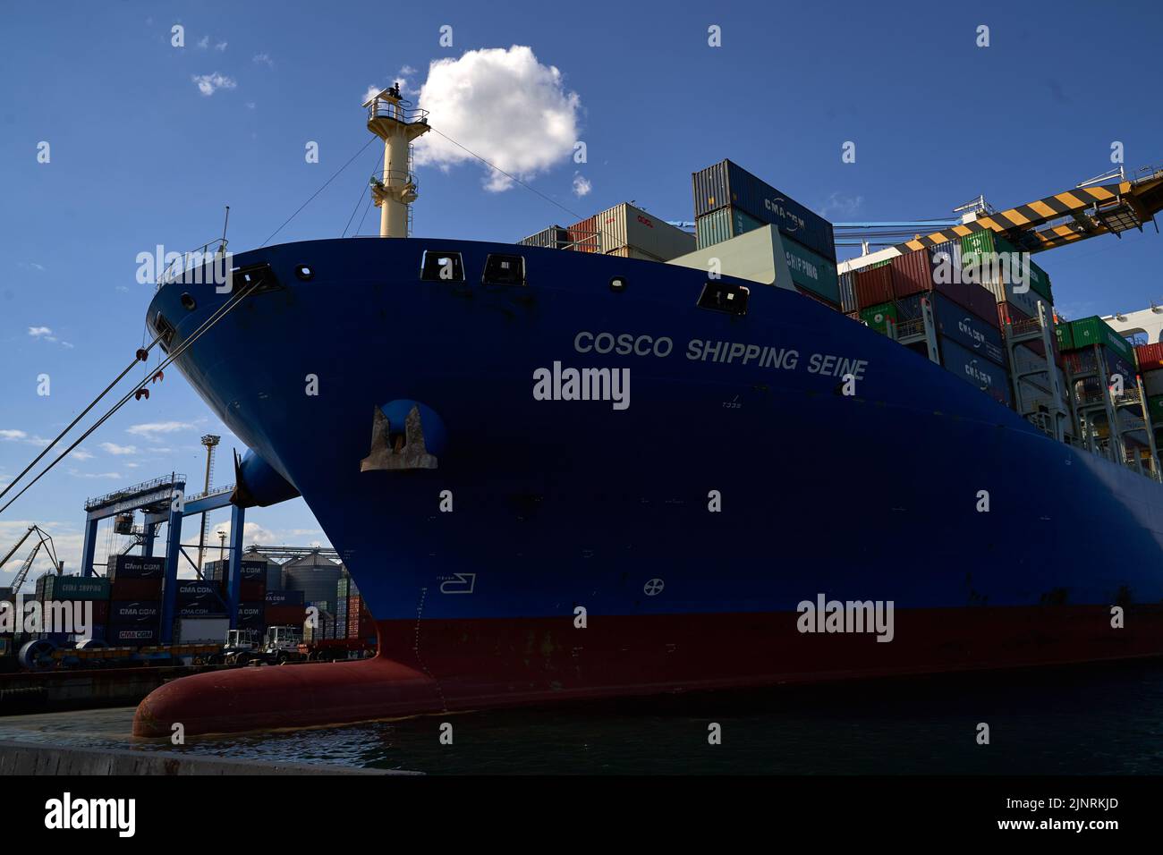 Odessa, Ukraine SIRCA 2019: Containerschiff aus nächster Nähe. Teil eines großen Handelsschiffs Stockfoto