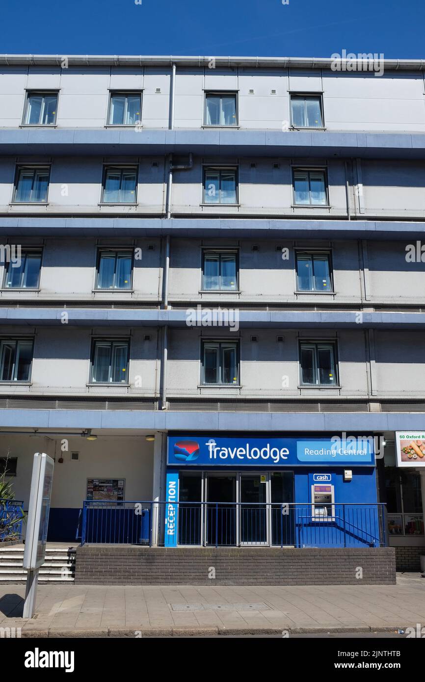 Ein Travelodge Hotel in Reading, in der englischen Grafschaft. Stockfoto