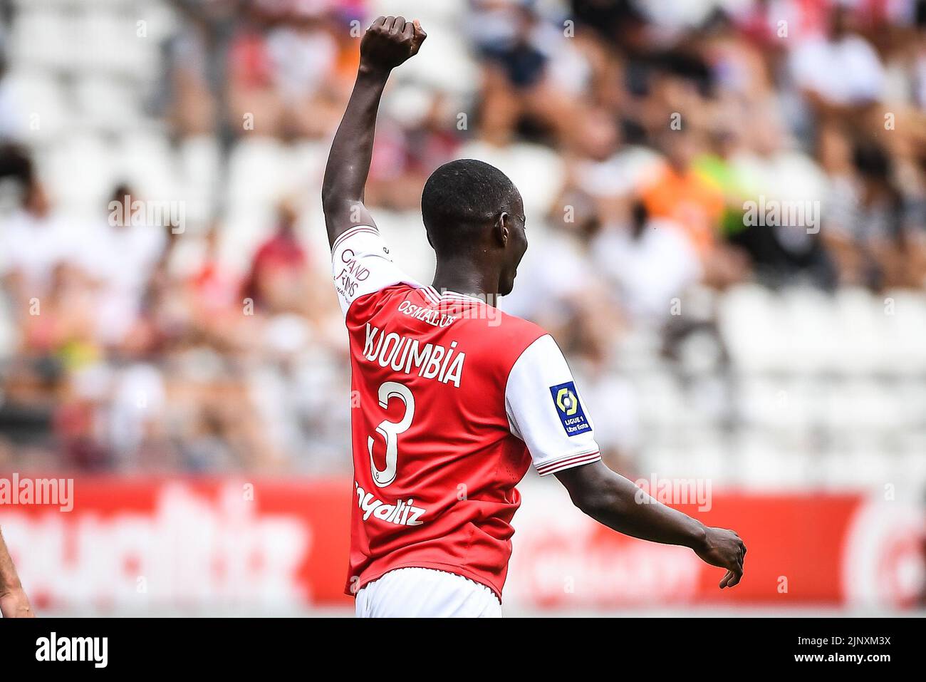 14. August 2022, Reims, Frankreich, Frankreich: Kamory DOUMBIA aus Reims feiert sein Tor während des Ligue 1-Spiels zwischen Stade de Reims und Clermont Foot 63 am 14. August 2022 im Auguste Delaune-Stadion in Reims, Frankreich. (Bild: © Matthieu Mirville/ZUMA Press Wire) Stockfoto