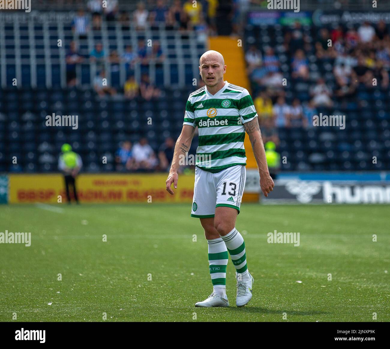 Kilmarnock, Schottland, Großbritannien. 14.. August 2022; The BBSP Stadium Rugby Park, Kilmarnock, Schottland: Schottischer Premier League Football, Kilmarnock FC gegen Celtic: Aaron Mooy von Celtic Credit: Action Plus Sports Images/Alamy Live News Stockfoto