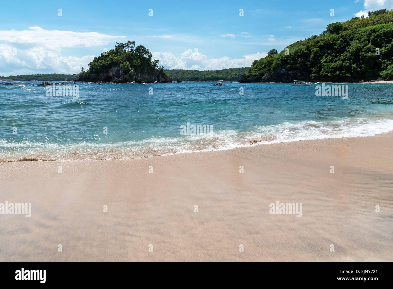 Blick auf den Crystal Bay Beach auf der Insel Nusa Penida Bali Indonesien Stockfoto