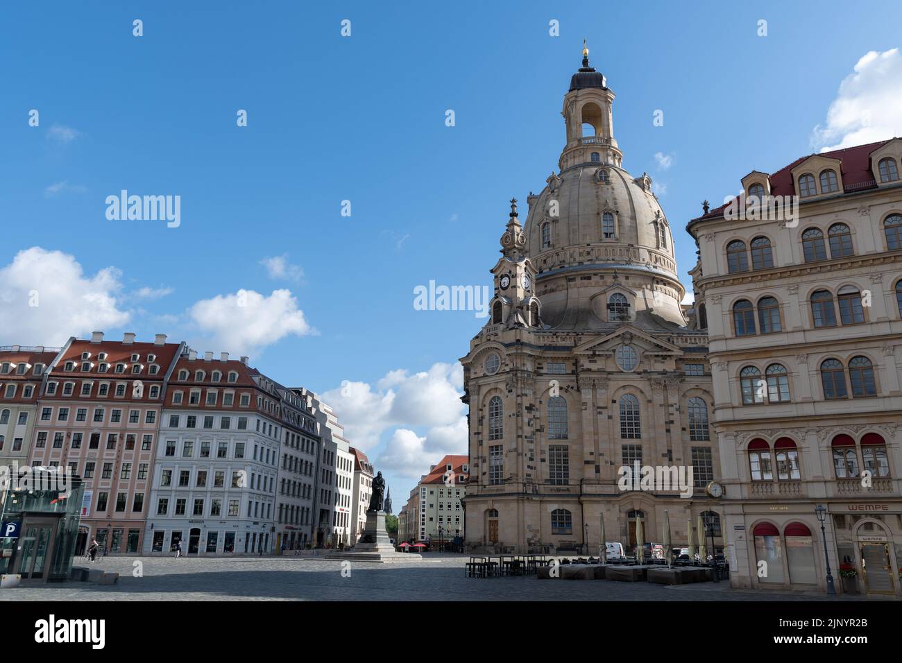 Dresden, Sächsisch, Deutschland, 11. Juli 2022 Historische alte Kirche unserer Dame im Stadtzentrum Stockfoto