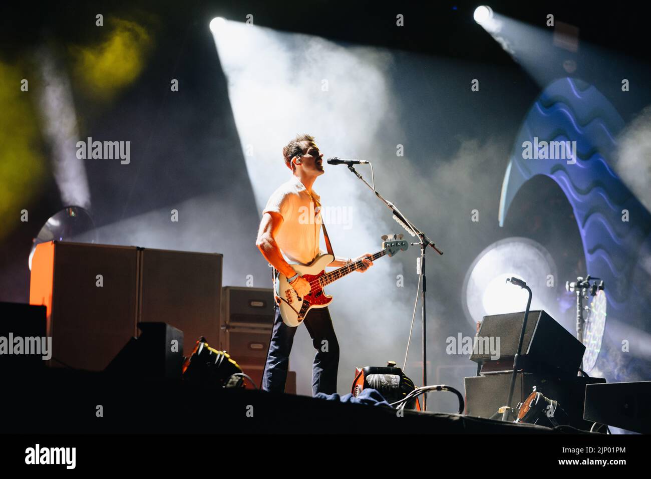 Newquay, Cornwall, Großbritannien. 14.. August 2022. Kings of Leon tritt auf der Hauptbühne des Boardmasters Festival 2022 auf. Quelle: Sam Hardwick/Alamy. Stockfoto