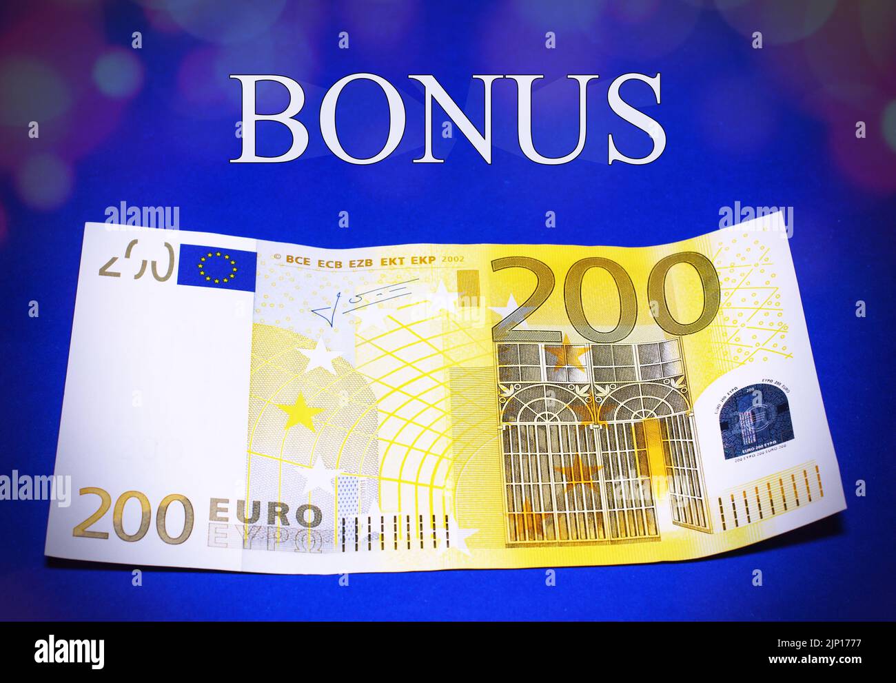 200-Euro-Banknote mit dem Text „Bonus“ Stockfoto