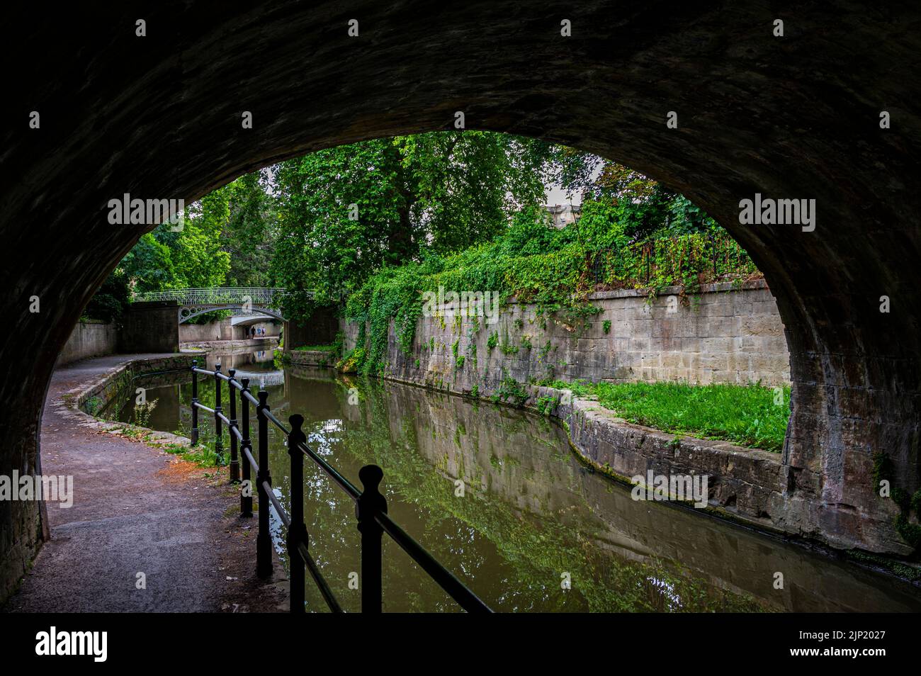 Im Cleveland Tunnel am Avon Kanal in Bath Stockfoto