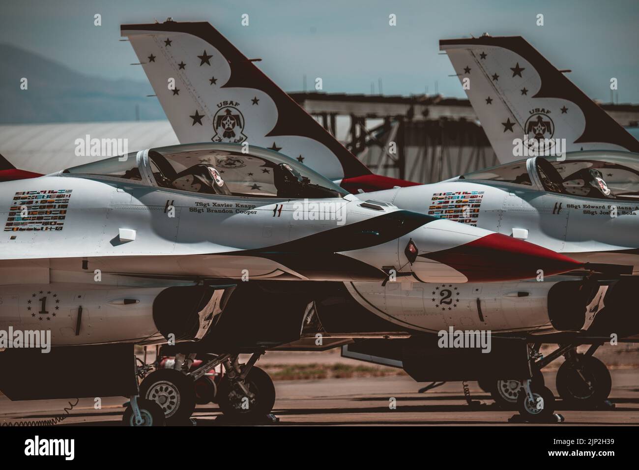 Ein Blick auf Kampfjets, die für die Holloman AFB Air Show, Alamogordo NM, USA, bereit sind Stockfoto