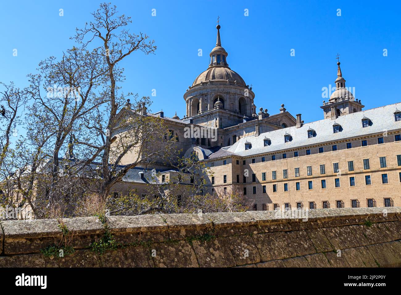 Königliches Kloster von El Escorial. Riesiger Palast am Stadtrand von Madrid, ehemalige Residenz der Könige von Spanien und Europa. Unesco, Stockfoto