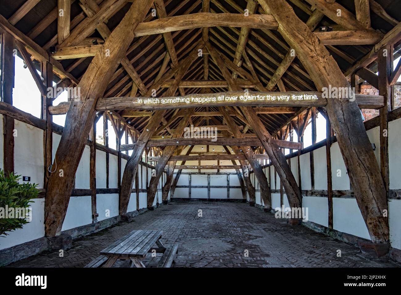 The Cruck Barn, Arley Hall and Gardens Northwich, Ceshire Stockfoto