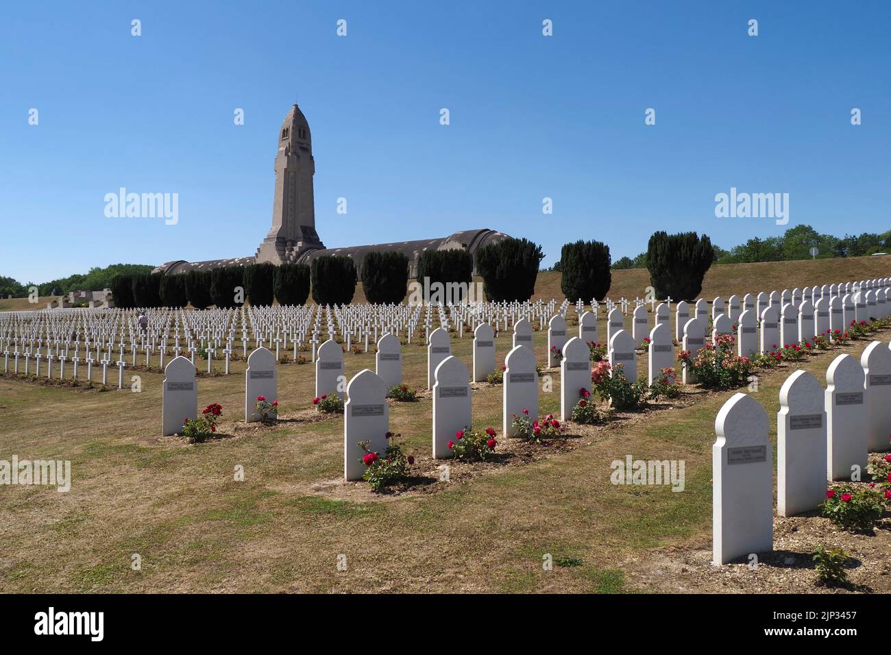 Grabsteine gefallener muslimischer Soldaten, Douaumont Ossuary, Verdun, Meuse Department, Grand Est, Frankreich, Europa Stockfoto