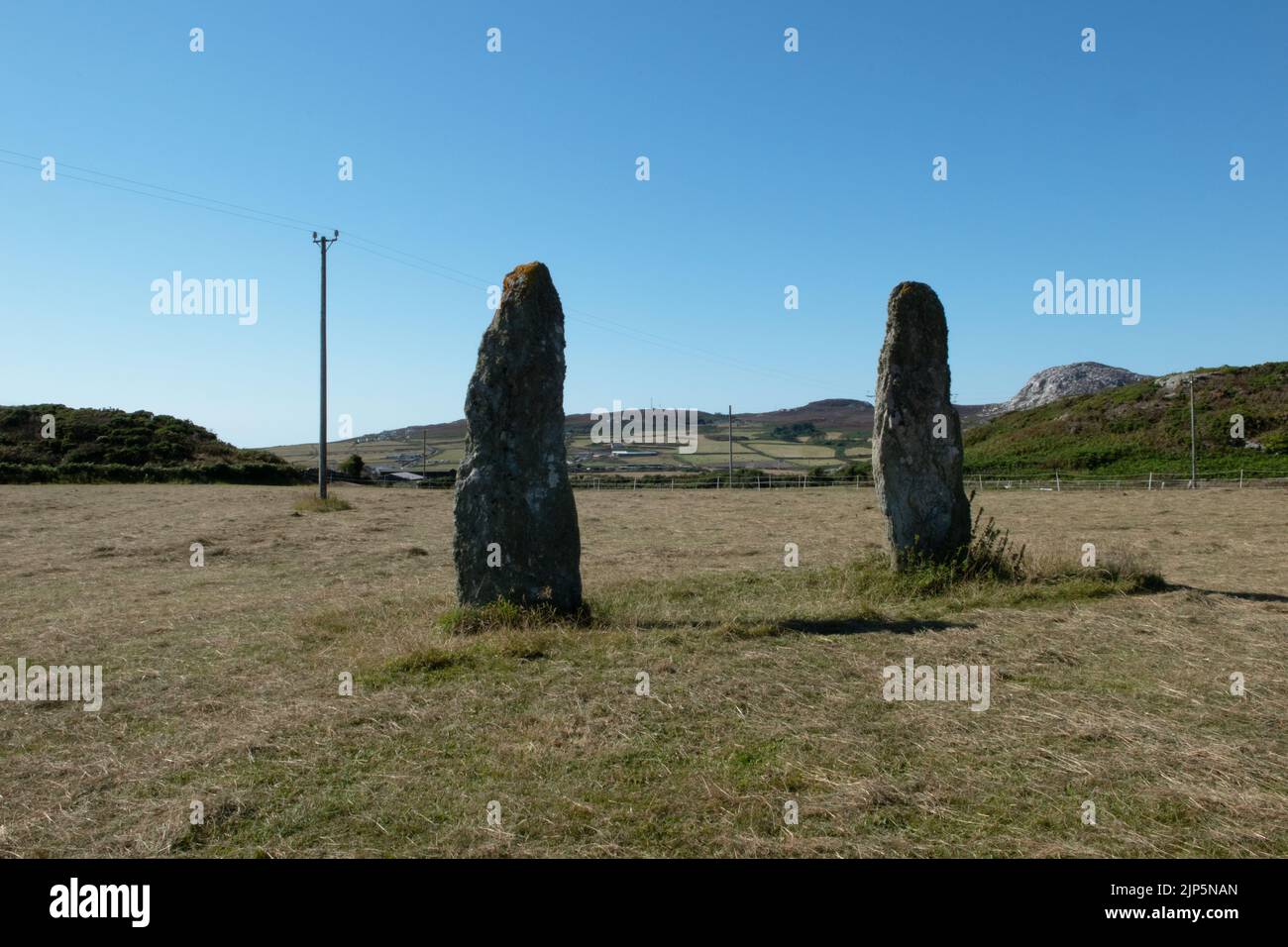 Standing Stones in Plas Meilw, Penrhosfeilw, Holyhead Island, Gwynedd, Wales. Stockfoto