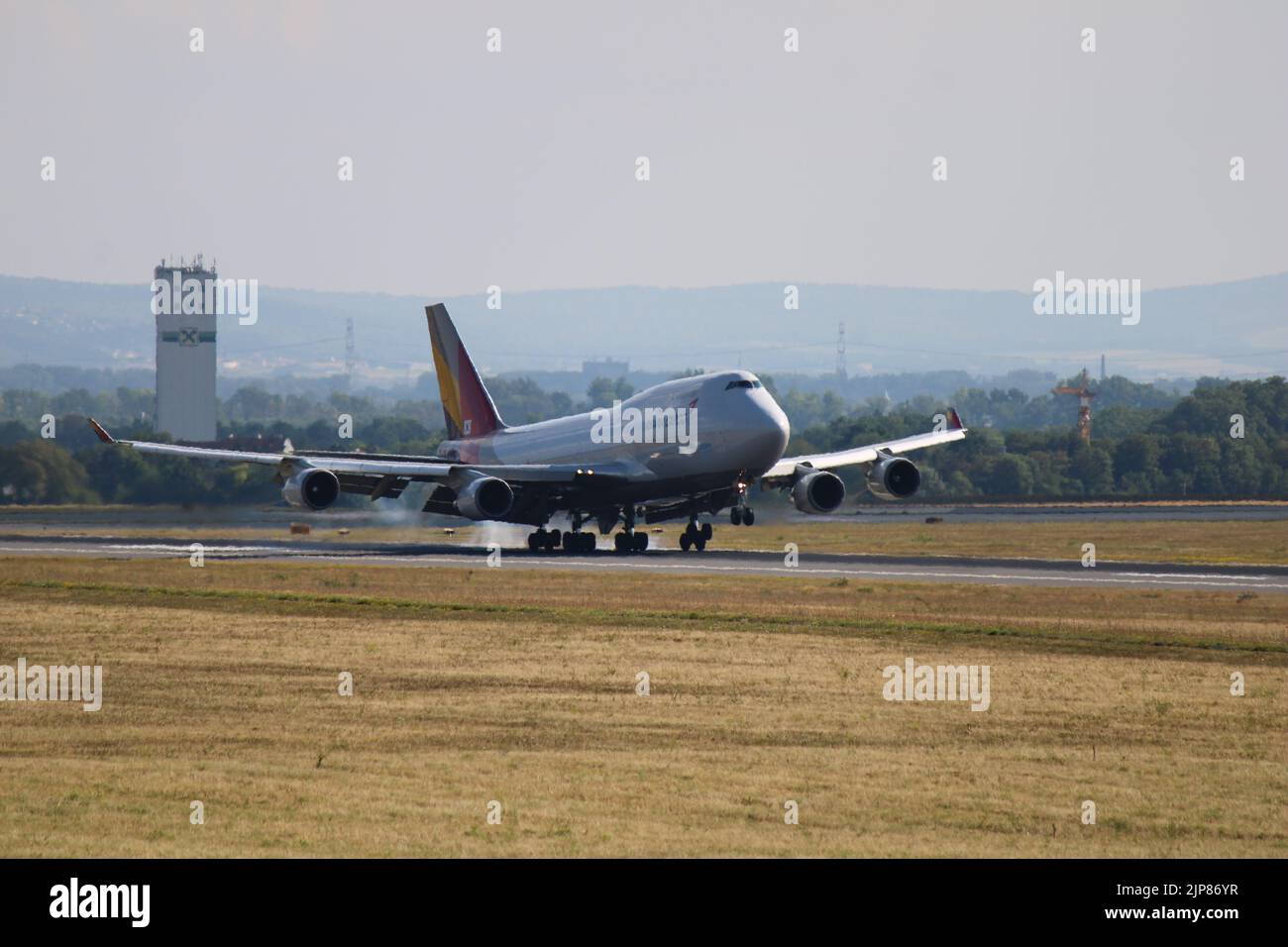 Das Flugzeug Asiana Cargo Boeing 747-8 Stockfoto