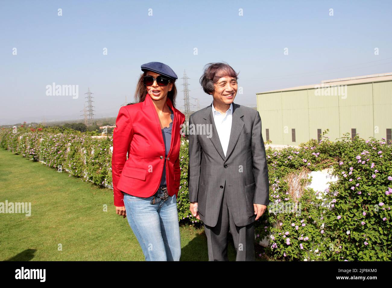 Parmeshwar Godrej mit Tadao Ando, japanischer Architekt in Mumbai, Indien Stockfoto