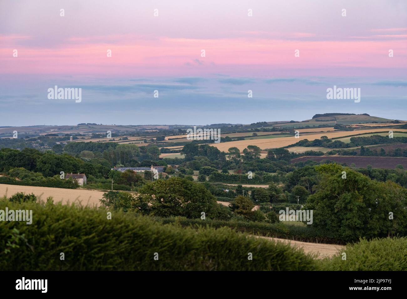 England Landschaft bei Sonnenuntergang, in der Nähe von Burton Bradstock etwa eine Meile von der Küste entfernt; Südwestengland; Dorset UK Stockfoto