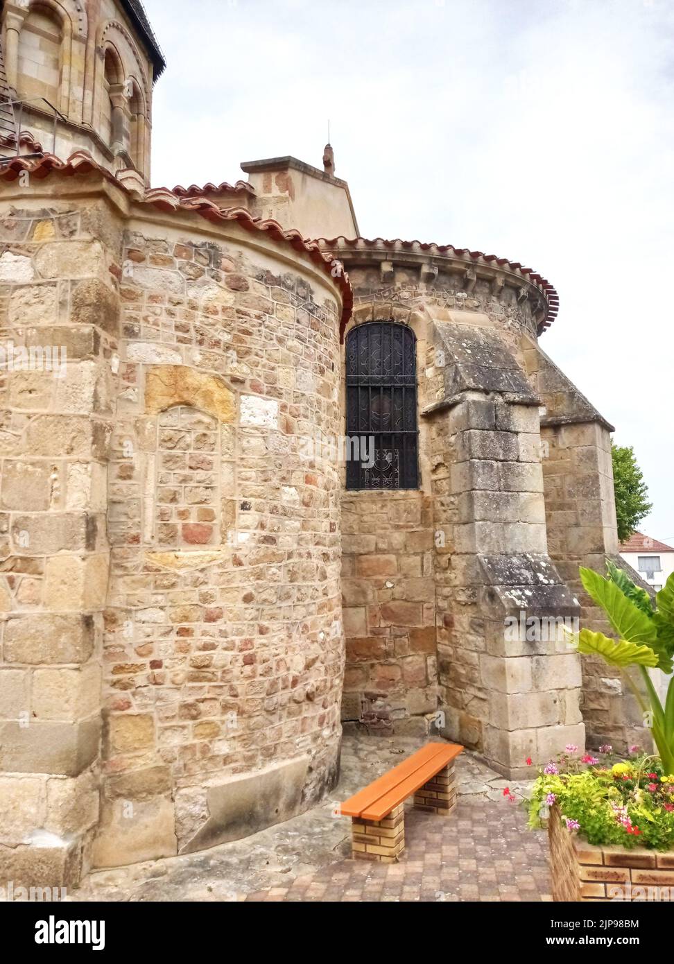 Église Saint Georges de Néris les Bains, VI e siècle, Allier, Frankreich Stockfoto