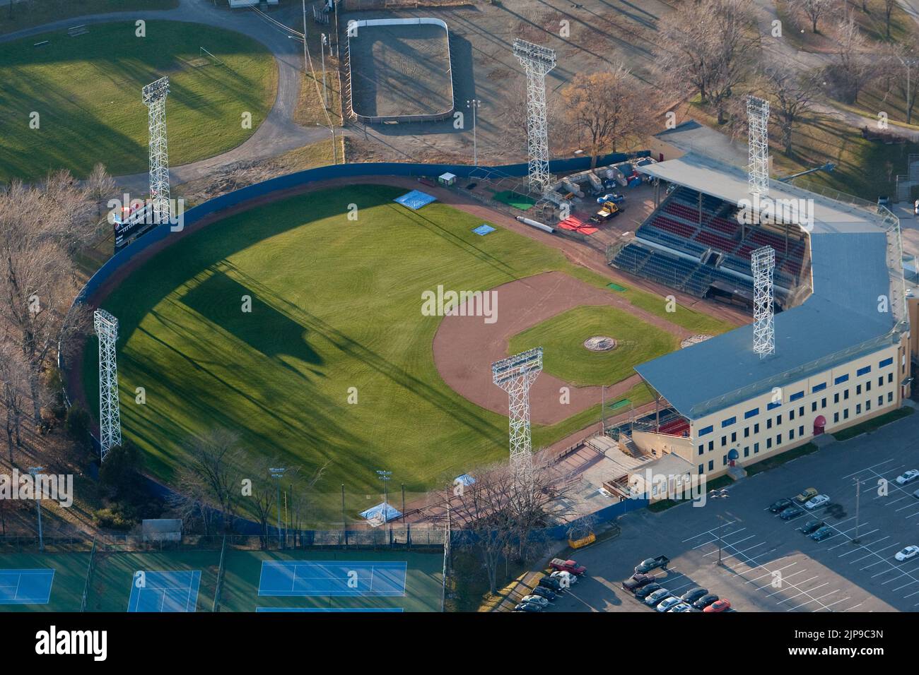 Das Stade Municipale Baseballstadion in Quebec City ist in diesem Luftbild am 11. November 2009 abgebildet. Das Stade Municipale ist die Heimat des Baseballteams Capitale de Quebec aus der Ligue Canam League. Stockfoto