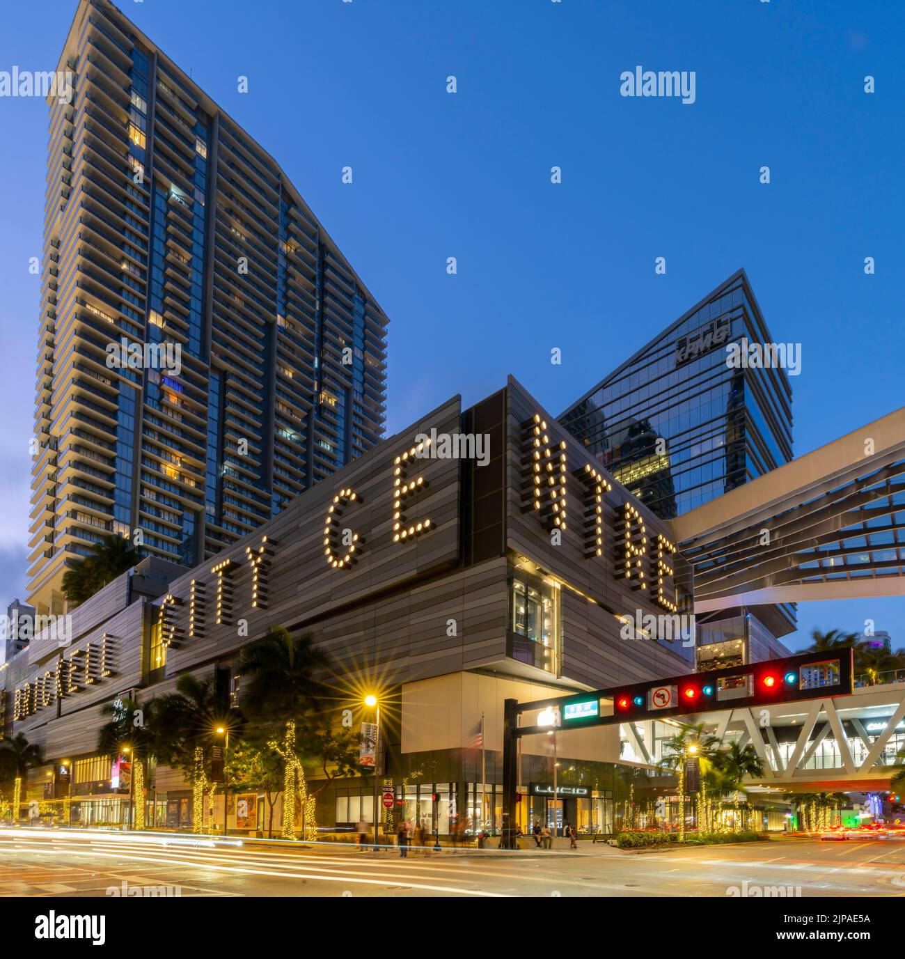 Brickell City Center bei Nacht modernes Einkaufszentrum und Business-Komplex in der Innenstadt von Miami, Miami, South Florida, USA Stockfoto