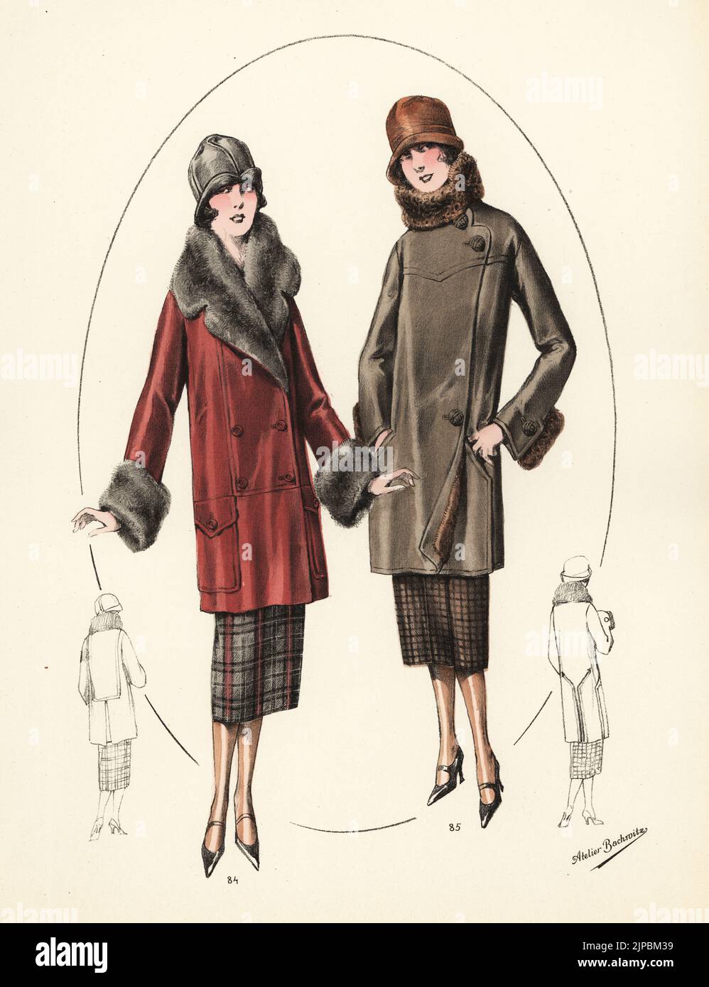 Modische Frauen in Cloche Hüte und Pelzjacken. Halblange Lederjacke mit Possum-Besatz 84, Lederjacke mit Wild-Cat-Besatz 85. Handkolorierte Lithographie von Modeles originaux de Fourrures, Original Models in fur, Nr. 17, Atelier Bachwitz, Wien, 1926. Stockfoto