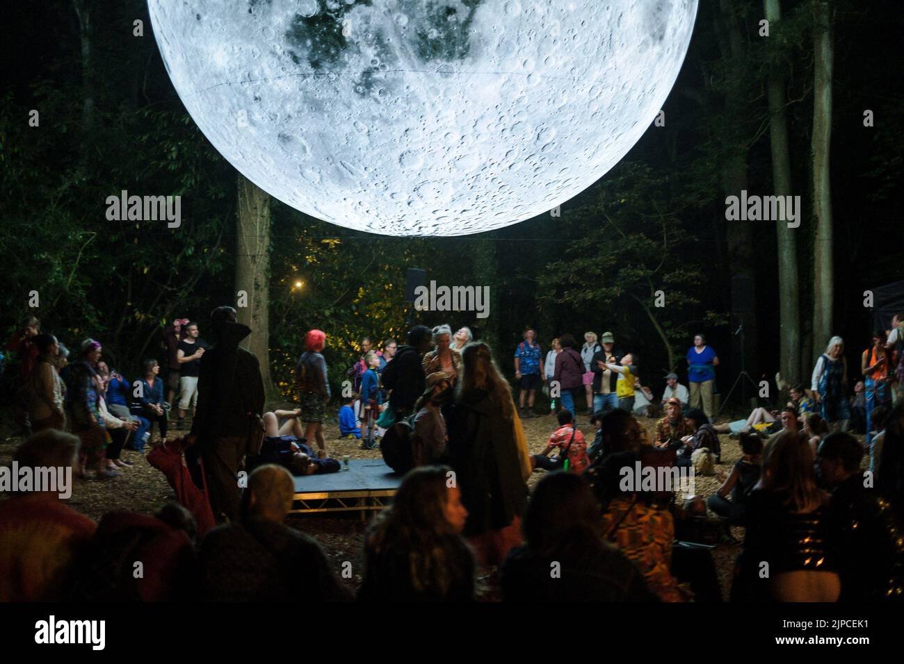 Museum of the Moon fotografiert während der WOMAD Charlton Park im Charlton Park, am Sonntag, 31. Juli 2022. Bild von Julie Edwards. Stockfoto