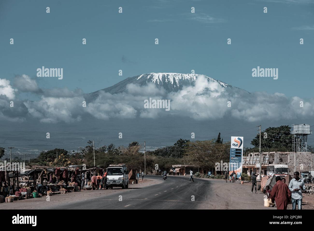 Nairobi City County Kenyas Hauptstadt Ostafrikas, moderne architektonische Hochhäuser Büros Skyline, Wolkenkratzer, Stadtansichten, magische Panorama SC Stockfoto