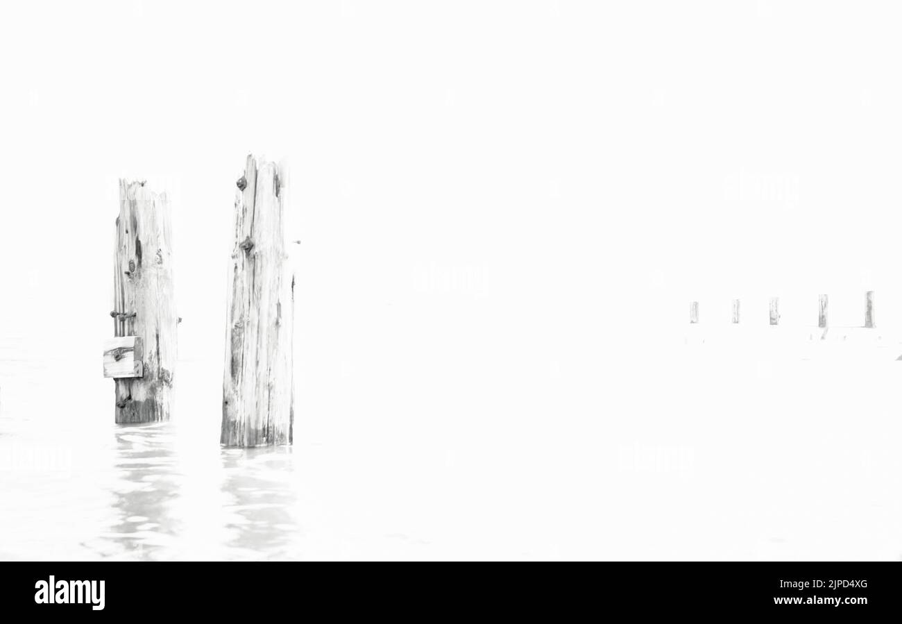 Alte Holzkehlchen im atlantik, am Crow Point, Devon UK Stockfoto