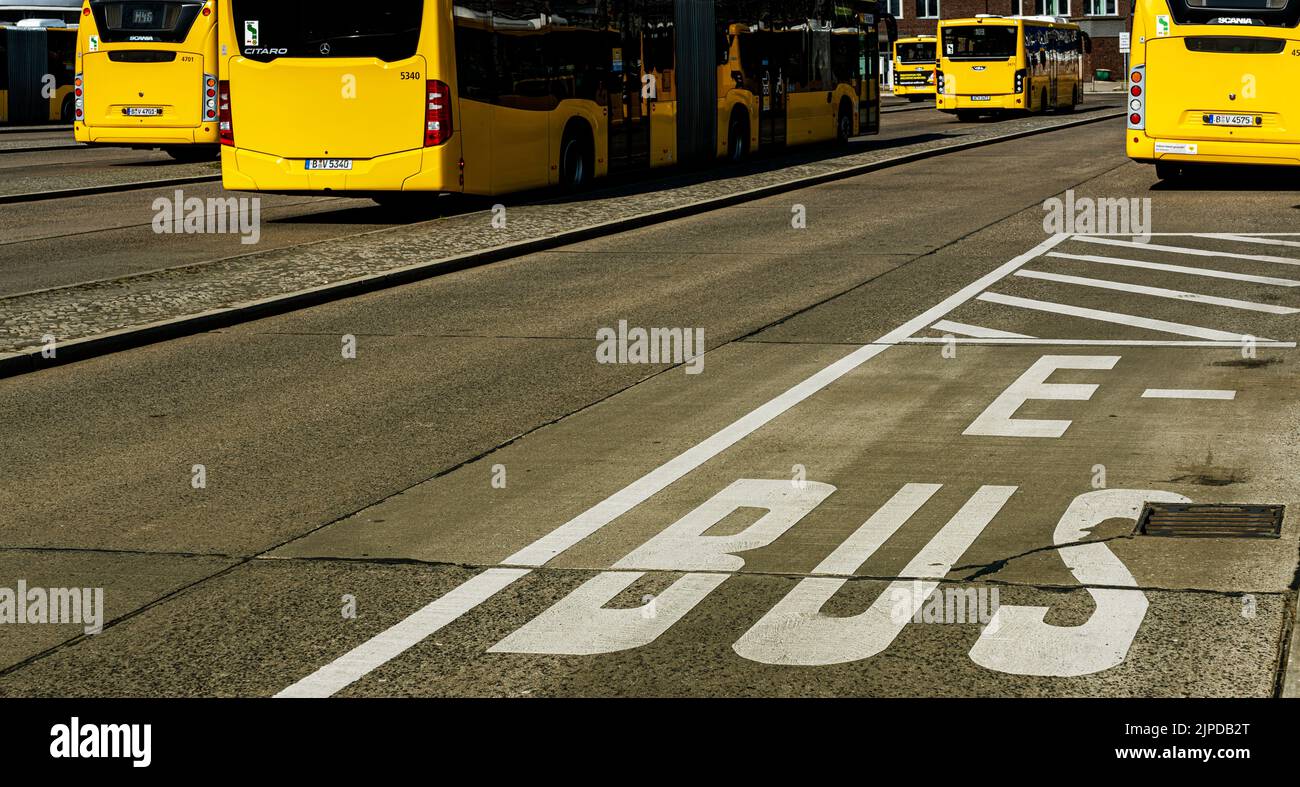 Öffentlicher Verkehr, e-mobilität, e-Bus Stockfoto