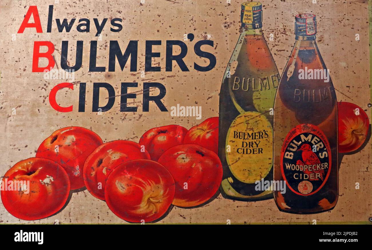 Historisches Metallposter, Werbung für Bulmers Cider, ABC, Always Bulmers Cider Stockfoto