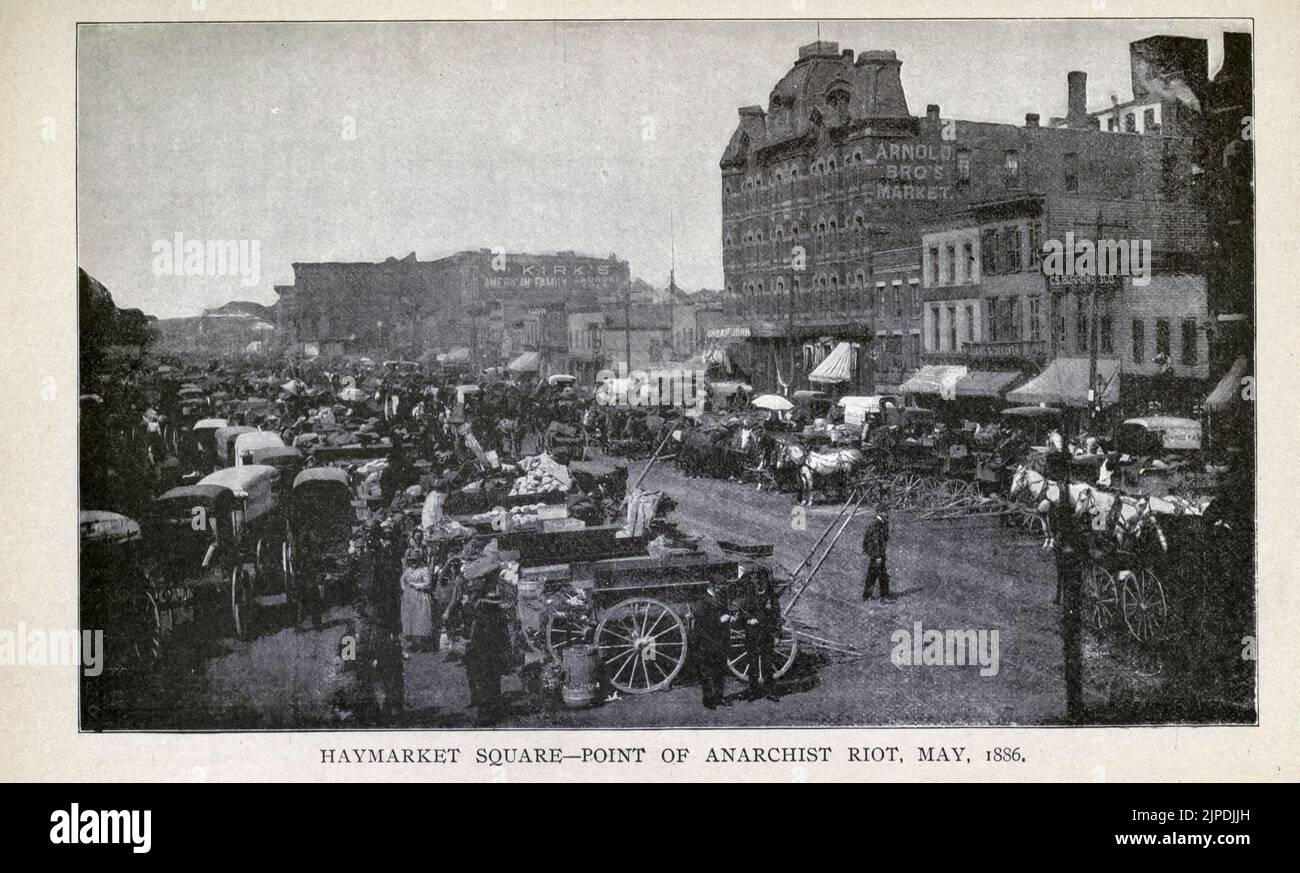 HAYMARKET SQUARE POINT OF ANARCHIST RIOT, MAI, 1886 aus dem Reiseführer "Picturesque Chicago and Guide to the world's fair" veröffentlicht im Jahr 1893 Verlag Lennox Pub. Co Stockfoto