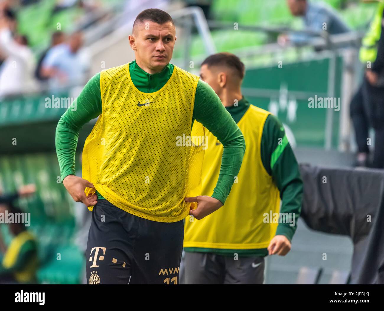 Budapest, Ungarn – 4. Mai 2022. Ferencvaros Ersatz Mittelfeldspieler Oleksandr Zubkov vor dem ungarischen OTP Bank Liga Gameweek 31 Spiel Ferencvaros gegen Za Stockfoto