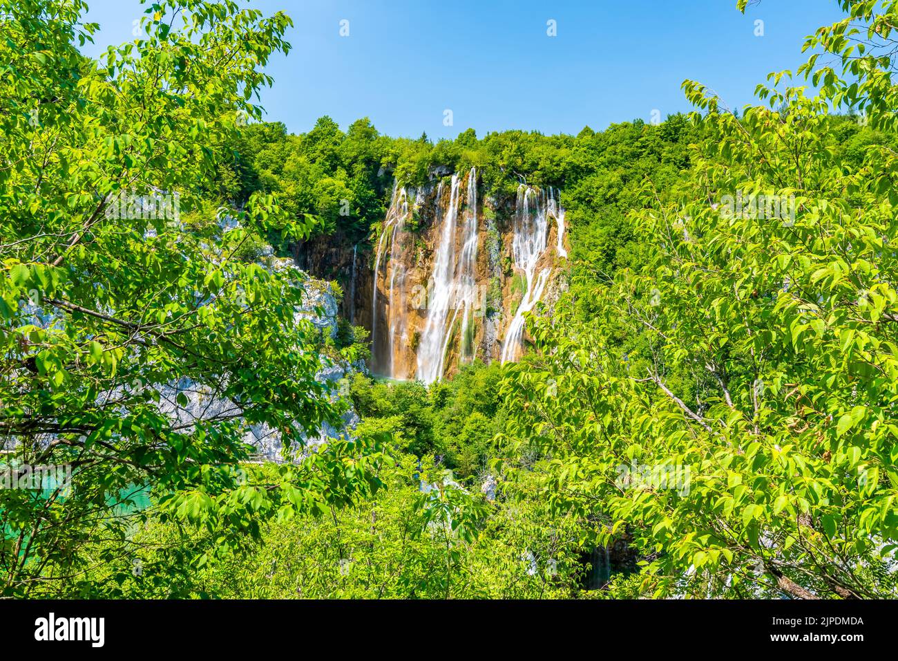 Der größte Wasserfall - Veliki Slap - im Nationalpark Plitvice, Kroatien. Stockfoto