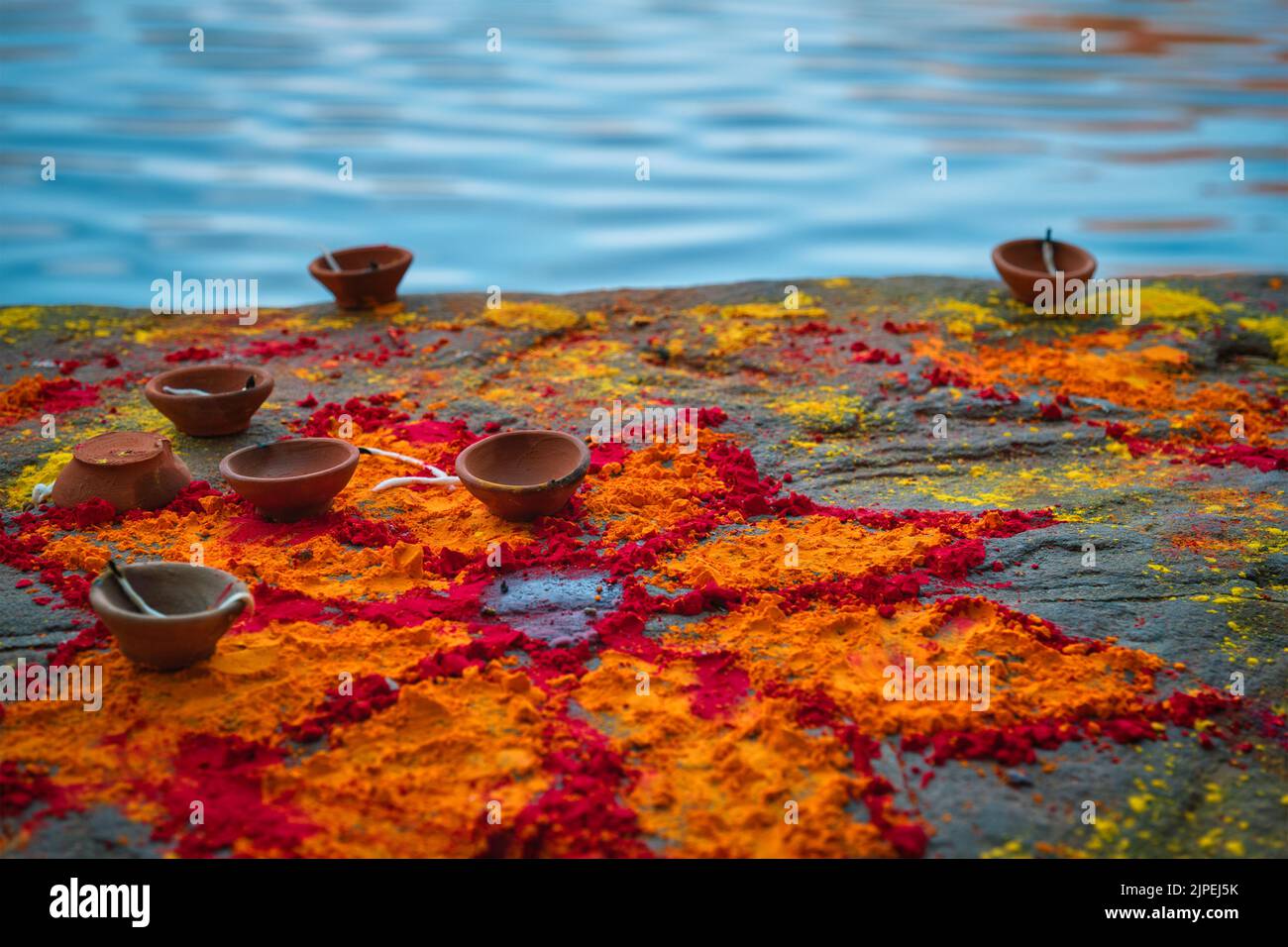 hinduismus, Ritual, Tontöpfchen, Puja, hinduismen, Rituale Stockfoto