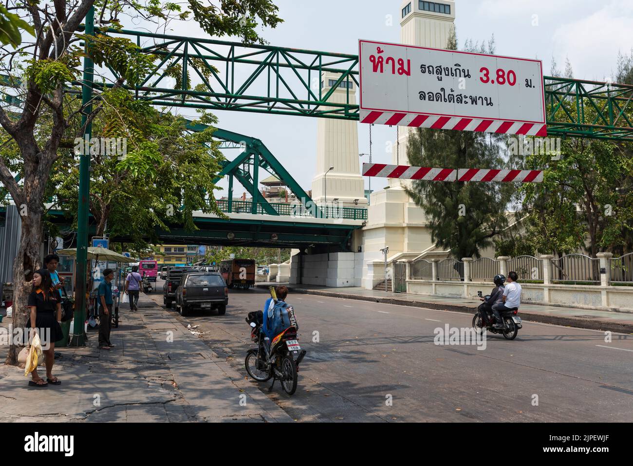 Talat Noi oder Talad Noi ist ein historisches Viertel von Bangkok. Bunte Straßen und Alltag. Bangkok ist ein wichtiger touristischer Besichtigungspunkt Stockfoto