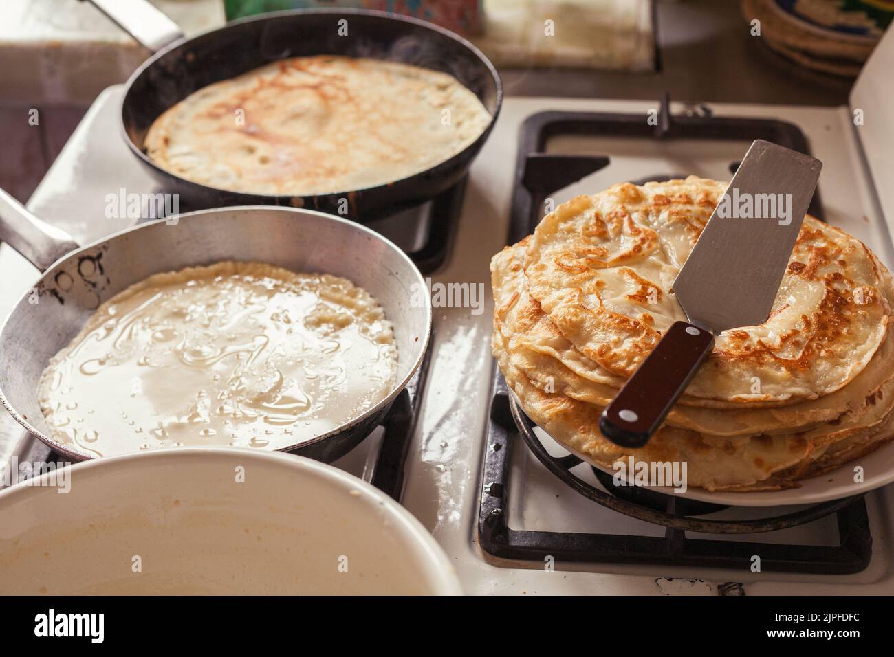 Pfannkuchen zubereiten Stockfoto