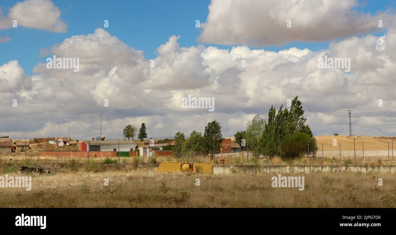 Ländliche Landschaft bei Dürrebedingungen Lantadilla Palencia Castile und Leon Spanien Stockfoto