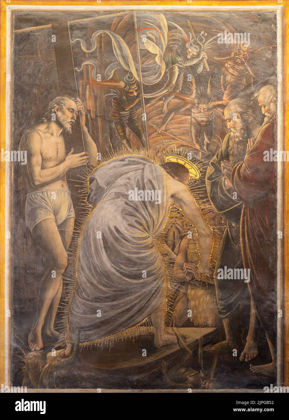 VARALLO, ITALIEN - 17. JULI 2022: Das Renaissance-Fresko Jesu beim Abstieg in die Hölle in der Kirche Chiesa Santa Maria delle Grazie von Gaudenzio Ferrari Stockfoto