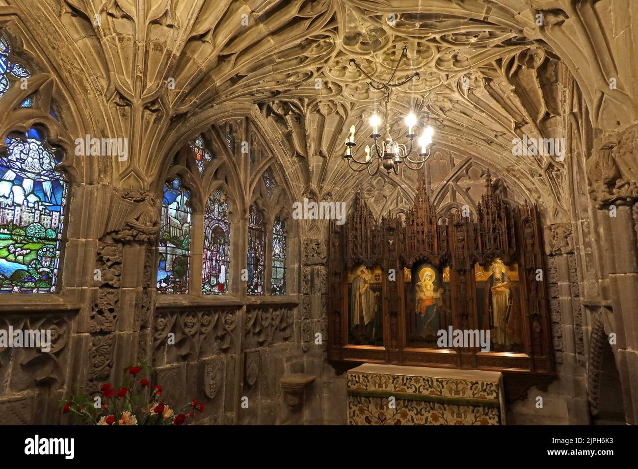 Innenseite der Hereford-Kathedrale Kapelle mit gewölbter Steindecke, gewidmet Bischof John Stanbury - 5 College Cloisters, Cathedral Close, HR1 2NG Stockfoto