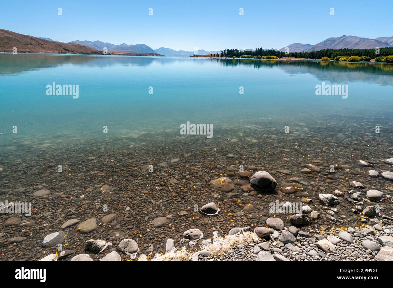 Am Ufer des Lake Tekapo im Mackenzie Country auf Südinsel, Neuseeland. Stockfoto