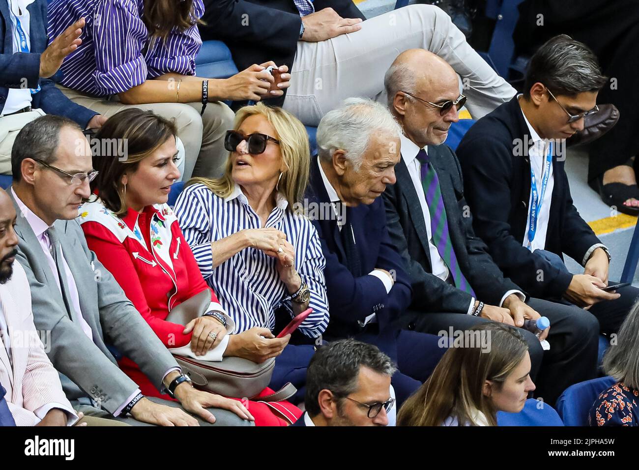 New York, USA. 08. September 2019. Ralph Lauren und seine Frau Ricky Anne Loew-Beer sehen am 08. September 2019 in New York City das Finale zwischen dem Spanier Rafael Nadal und dem Russen Daniil Medvedev im Arthur Ashe Stadium im USTA Billie Jean King National Tennis Center. Kredit: Unabhängige Fotoagentur/Alamy Live Nachrichten Stockfoto