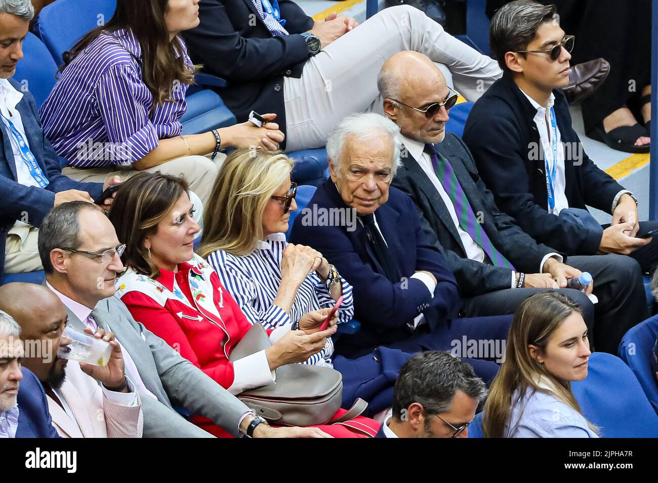 New York, USA. 08. September 2019. Ralph Lauren und seine Frau Ricky Anne Loew-Beer sehen am 08. September 2019 in New York City das Finale zwischen dem Spanier Rafael Nadal und dem Russen Daniil Medvedev im Arthur Ashe Stadium im USTA Billie Jean King National Tennis Center. Kredit: Unabhängige Fotoagentur/Alamy Live Nachrichten Stockfoto