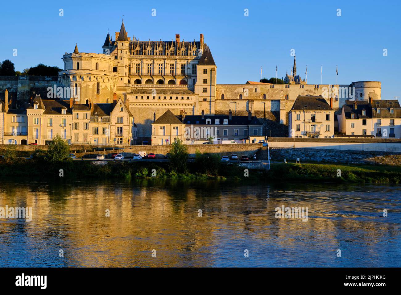 Frankreich, Indre-et-Loire (37), Amboise, Loire-Tal, das von der UNESCO zum Weltkulturerbe erklärt wurde, Schlösser im Loire-Tal, königliche Burg von Amboise Stockfoto