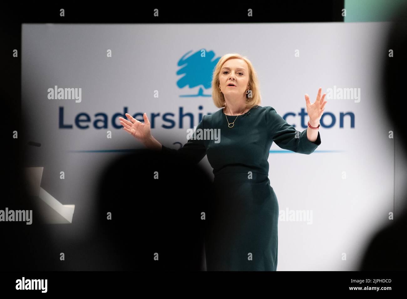 Liz Truss 2022 - Liz Truss bei den konservativen Führungswahlen in Perth, Schottland, Großbritannien - 16. August 2022 Stockfoto