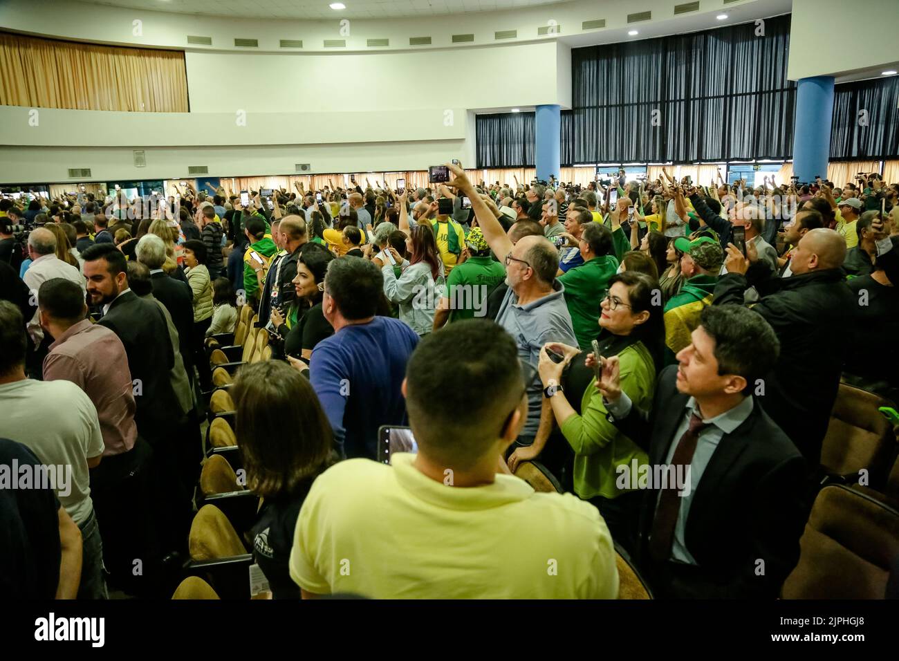 São JOSÉ DOS CAMPOS, SP - 18.08.2022: PRESIDENTE JAIR BOLSONARO VALE DO PARAIBA - Präsident Jair bolsonaro nimmt an einem Vortrag im Technologiepark Teil, wird der Präsident ein Motorrad in Richtung Farma Conde Arena fahren, im Viertel Jardim das Indústrias, westlich der Stadt, Dort findet der Akt der Kampagne von Bolsonaro im Bundesstaat São Paulo im Jahr 1. statt. Tarcísio de Freitas, Kandidat für die Landesregierung der SP für die Republikaner, wird ebenfalls an der Veranstaltung teilnehmen. (Foto: Luis Lima Jr/Fotoarena) Stockfoto